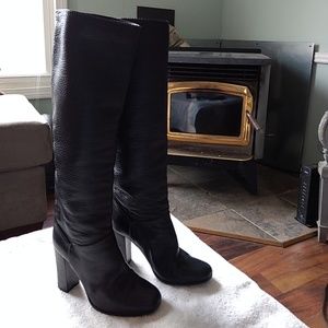 Tall black leather Chloe boots